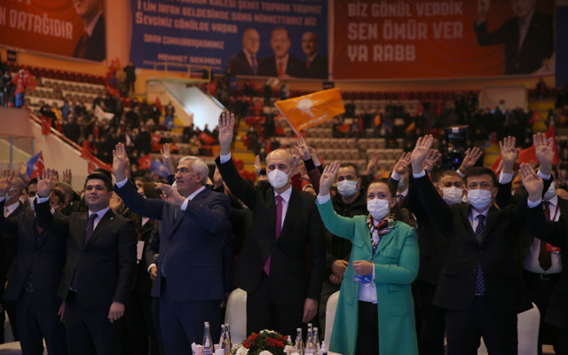 Erdoğan'dan sert sözler: 'makarnacı', 'kömürcü', 'göbeğini kaşıyan adam' dediler - Resim: 0