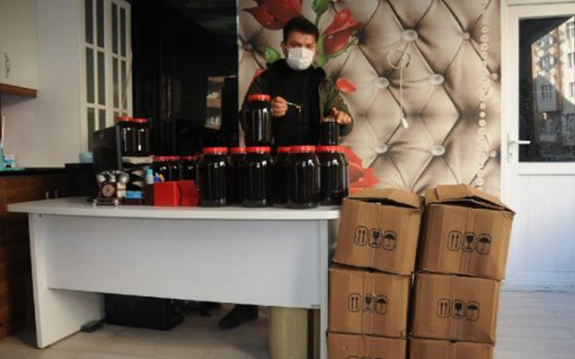 Giresun'da 2 kişinin oyunuyla esnaf şoka uğradı! 14 bin lirası gitti geriye sahte ballar kaldı - Resim: 2