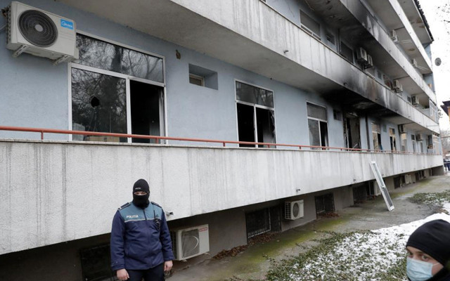 Romanya'da pandemi hastanesinde ikinci yangın olayı: 4 kişi hayatını kaybetti - Resim: 0