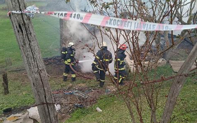 Kocaeli'de soba külleri felakete sebep oldu! Yanan 2 katlı evde yaşlı kadın öldü - Resim: 1