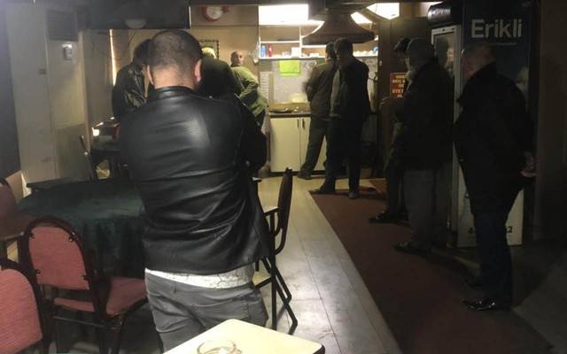 Bursa'da kumar operasyonunda 11 kişiye 47 bin 300 TL ceza - Resim: 1