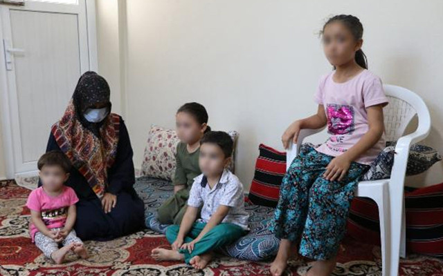 Şanlıurfa'da eşi ve 3 çocuğuna işkence yapmıştı! Adli kontrolle serbest bırakıldı - Resim: 0