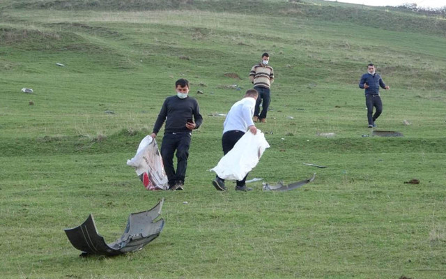 Samsun'da 200 metrelik uçuruma yuvarlanan otomobilde sürücü öldü - Resim: 1