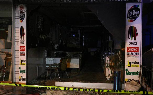 Ankara'da dükkanı kundaklayıp görüntülü izlemişti! Yakalandı ama adli kontrolle serbest - Resim: 0