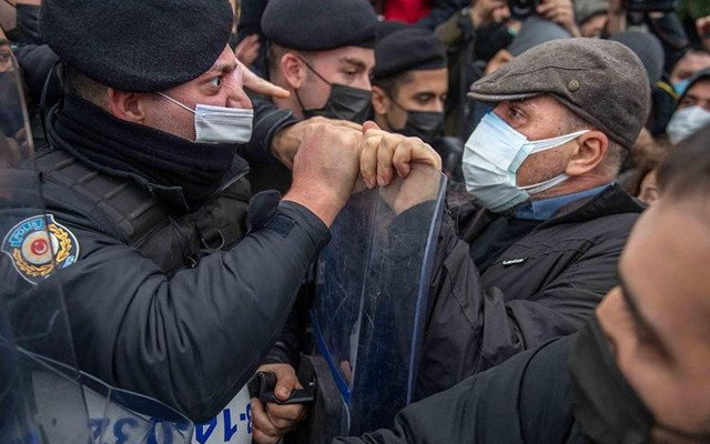 Eski HDP Milletvekili Ahmet Şık hakkında soruşturma! 'Sokağa çıkın' demişti - Resim: 0