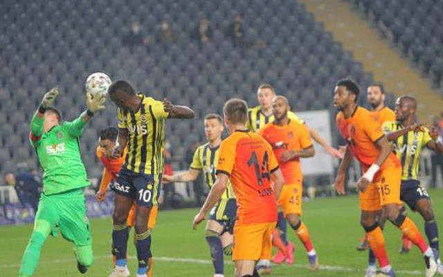 Fenerbahçe-Galatasaray derbi maçı özet ve golleri - Resim: 0