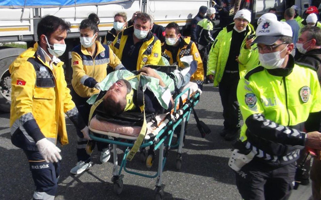 Muğla'da zincirleme kazada yürekler ağza geldi! TIR zincirleme kazaya sebep oldu - Resim: 1