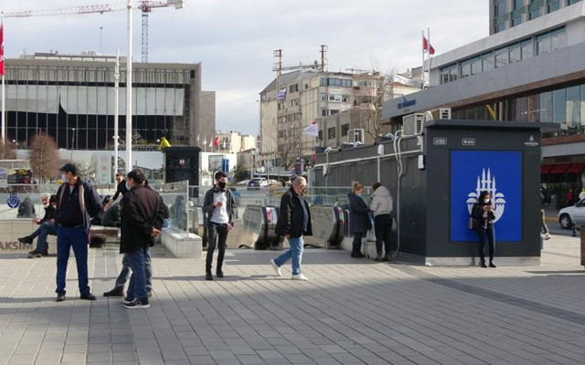 İBB getirip Taksim'in tam ortasına koydu! ATM’ler büyük tepki çekti - Resim: 1