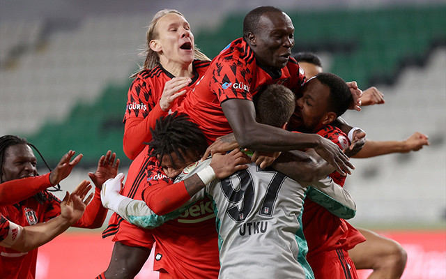 Konyaspor'u penaltılarda geçen Beşiktaş kupada yarı finale yükseldi - Resim: 4