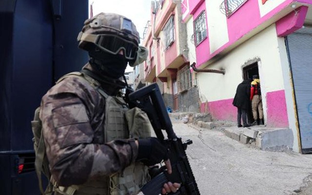 Gaziantep'te dev uyuşturucu operasyonu! 750 polis katılıyor ve 8 saat sürecek - Resim: 0