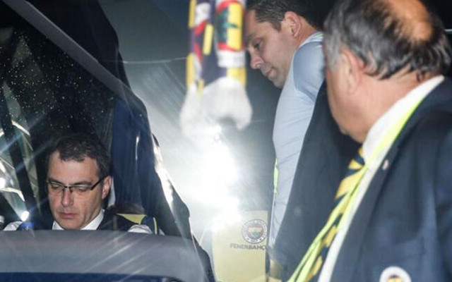 Otobüsle dönüşü hatırlattı! Fenerbahçe suskunluğunu 35 saat sonra bozdu - Resim: 0