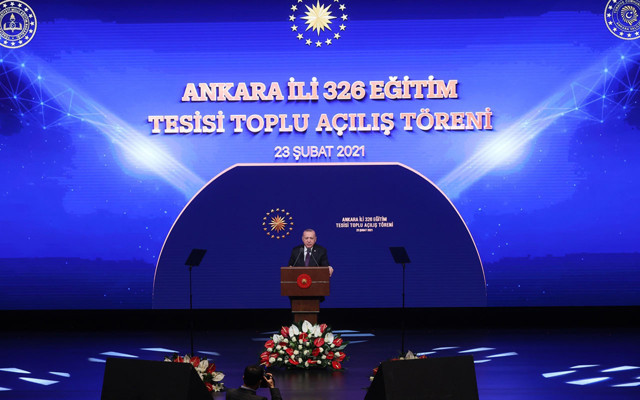 Cumhurbaşkanı Erdoğan'dan müjde: 20 bin öğretmen ataması yapacağız - Resim: 0