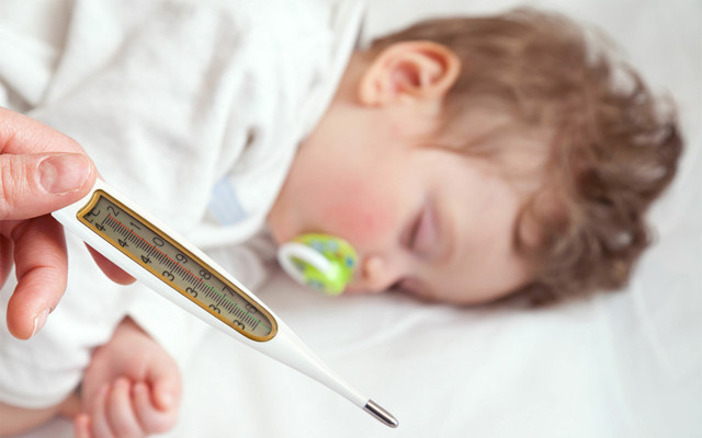 Bebeklerde ateş sınırı! Çocuk normal ateşi kaç olmalı bebeklerde havalenin belirtileri - Resim: 0