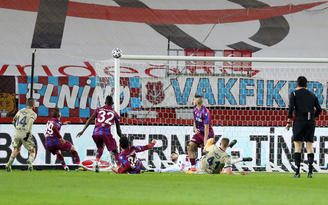 Trabzonspor Fenerbahçe maçı golleri ve geniş özeti - Resim: 0
