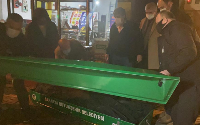 Sakarya'da haber alınamayan yaşlı kadın ölü bulundu: Sandalyede oturur vaziyetteydi - Resim: 1