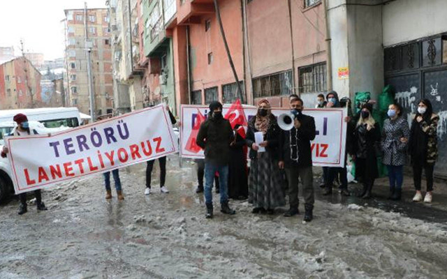 Hakkari'de kardeşi için eylemde olan abla: Zap Suyu'nda boğulmadı, PKK'nın kampında - Resim: 1