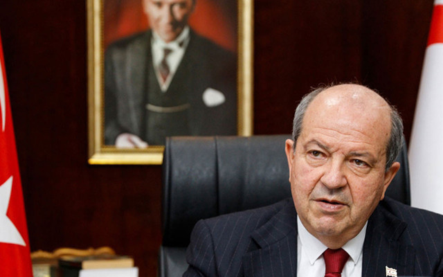 'AB Yüksek Temsilcisi, Ersin Tatar'dan Atatürk portresini ve bayrakları kaldırmasını istedi' - Resim: 0