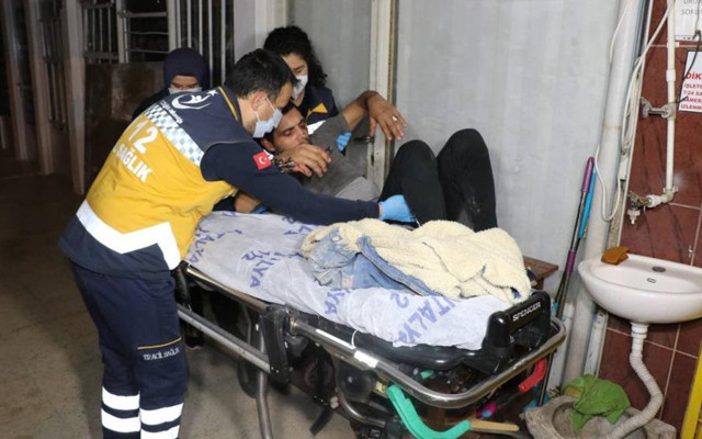 Antalya'da husumetlisinden kaçan adamı hırsız zannedince dayak attılar - Resim: 0