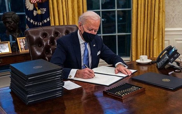 Bitcoin yeni bir rekora imza attı: 60 bin doları aştı - Resim: 0