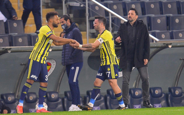 Gökhan Gönül Beşiktaş derbisi öncesi sakatlandı - Resim: 0