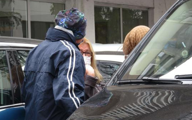 Kadıköy'de kazada lüks cip yan yattı kadın sürücü şoka girdi - Resim: 2