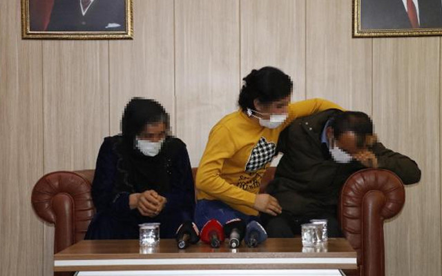 İkna yoluyla teslim olan terör örgütü PKK üyesi 2 şahıs Mardin'de aileleriyle buluştu - Resim: 0