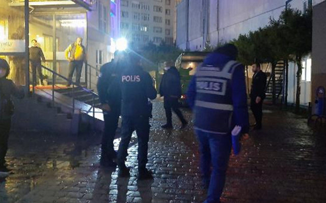 Esenyurt'ta askerden izne gelen genç evde ölü bulundu - Resim: 0