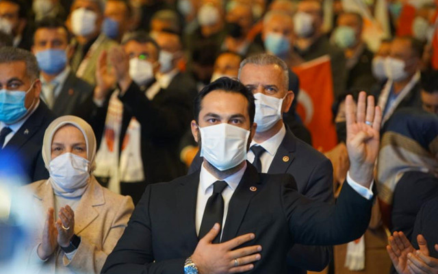 Bülent Arınç'ın oğlu Mücahit Arınç AK Parti yönetimine girdi! İşte Arınç'ın yeni görevi - Resim: 1