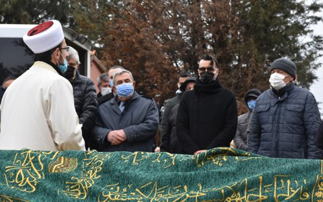 Müzisyen Cem Adrian'ın babası Celal Filiz Edirne'de toprağa verildi - Resim: 2