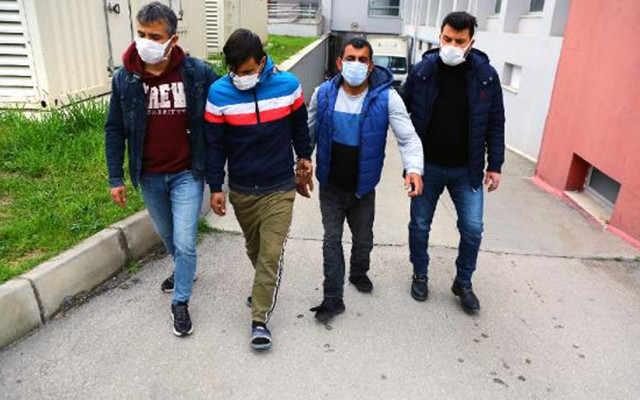 Adana'da uyuşturucu operasyonunda şok ifade: Önce alıştırdı sonra da 'torbacı'lık yaptırdı - Resim: 0