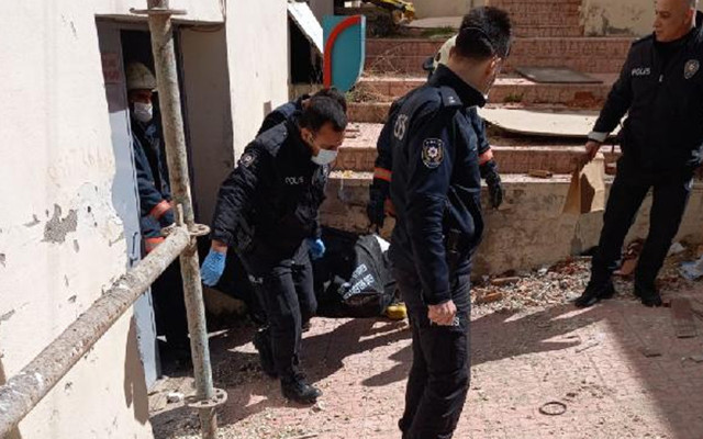 Elazığ'da eski hastanenin trafosuna giren hırsızlık şüphelisi akıma kapılıp öldü - Resim: 1