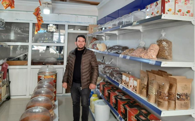 Gizemli hayırsever Bingöl'de esnafı gezdi vatandaşın 100 bin liralık veresiye borcunu ödedi - Resim: 0