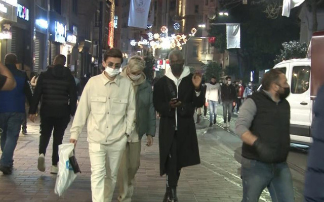 Taksim’deki manzara kısıtlama sonrası da değişmedi - Resim: 0