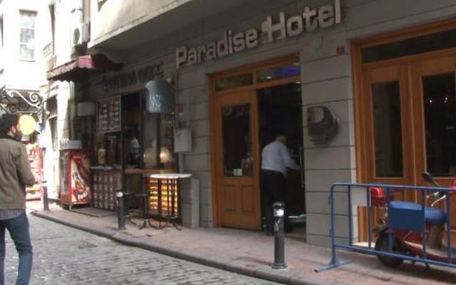 Beyoğlu'nda İsrail uyruklu Türk vatandaşı otel odasında cansız halde bulundu - Resim: 1