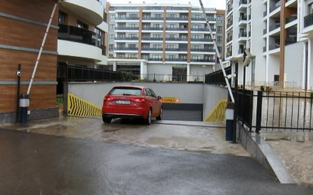 Tuzla'da lüks sitenin yönetimi bu kez de 'basına konuştunuz' cezası kesti - Resim: 0