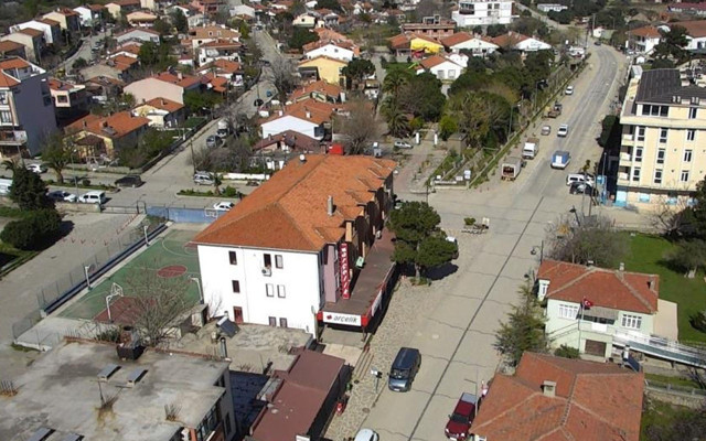 Gökçeada'da bir köy Covid-19 vakaları nedeniyle giriş ve çıkışlara kapatıldı - Resim: 1