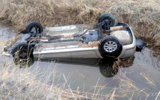 Kayseri'de bir aile yok oldu! Sulama kanalına uçan otomobile 1'i çocuk 4 kişi öldü - Resim: 1