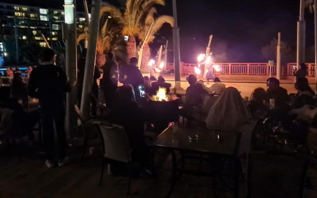 Aydın'da 400 kişi yasakları hiçe saydı! 5 yıldızlı otelde 'korona' partisi - Resim: 0