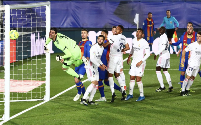 Real Madrid bu sezon Barcelona'ya El Clasico bırakmadı - Resim: 0