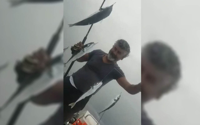 Balon balıkları oltalara 4'er 4'er takılıyor! Antalya'da denize girilir mi? Profesör açıkladı - Resim: 0