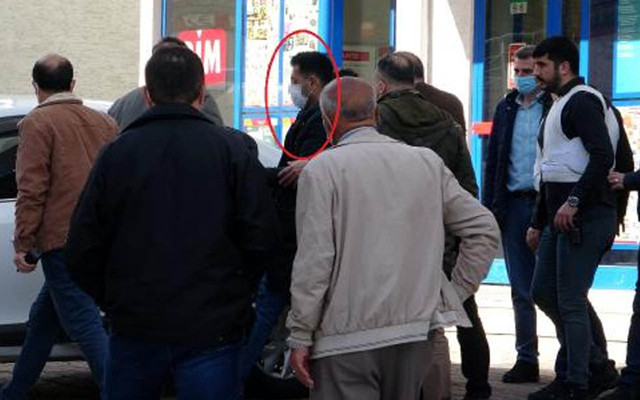 Bursa'da eşini sokak ortasında katleden katil koca kaçtığı evde intihara kalkıştı - Resim: 2