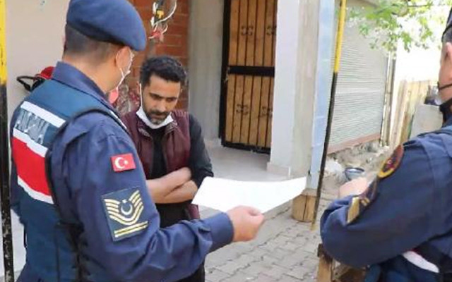 Elazığ'da sahte diş hekimi kaçak diş kliniğinde yakalandı - Resim: 0