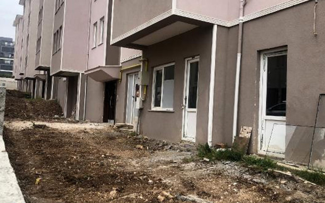 Bursa'da inşaatına 27 yıl önce başlanan site tamamlanamadı - Resim: 2