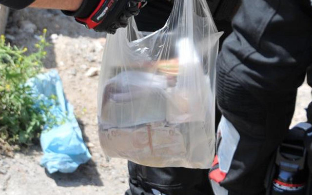 Antalya'da evde tek olan çocuğa kabusu yaşattı! Para dolu kasayı boşalttı kaçamadı - Resim: 1