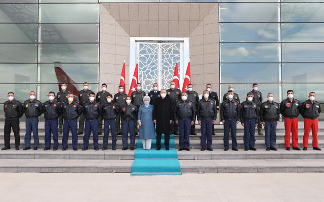 Cumhurbaşkanı Erdoğan, Dünya Pilotlar Günü'nde pilotlarla bir araya geldi - Resim: 1