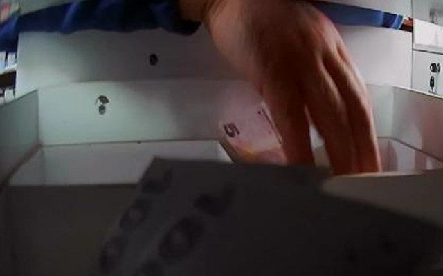 Samsun'da gizli kamera hırsızlığı ifşa etti! 'Eşim dahi bana inanmazdı' - Resim: 0