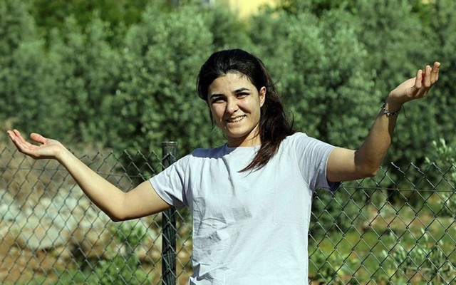 Hayallerini anlatan Melek İpek: Tıp fakültesi için hazırlanacağım - Resim: 0