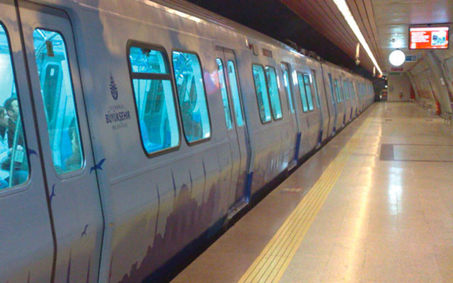 Tam kapanmada muafiyet kalabalığı: 16.4 milyon dışarıda - Resim: 0