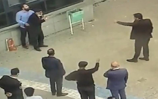 Van'da hastane başhekiminden büyük kahramanlık! Cinayet teşebbüsünü durdurdu - Resim: 0