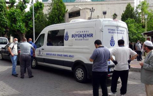 İstanbul'da Siirt'e yola çıkan annesinin cenazesini görünce gerçekle sarsıldılar - Resim: 0